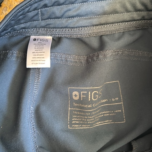 Figs Kade Cargo Scrub Pants Dark Harbor - Picture 4 of 5